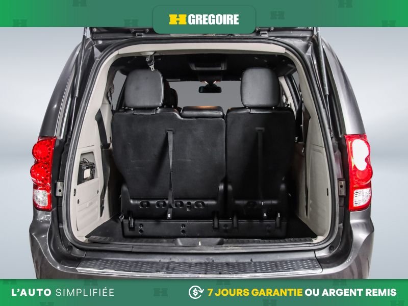 Dodge GR Caravan 2019 Gris Blainville - photo #22