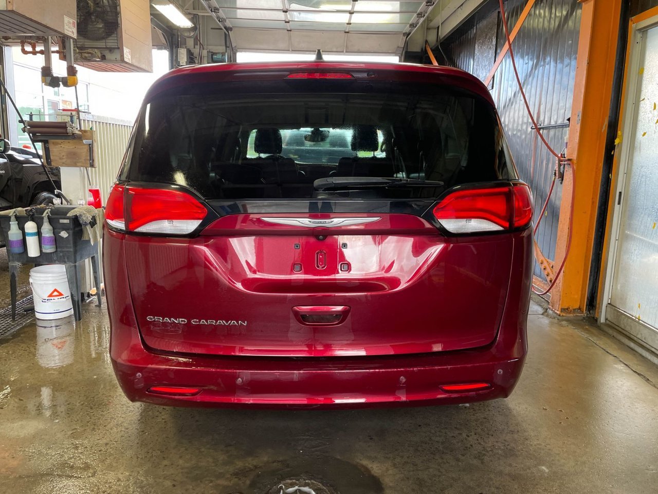 Chrysler Grand Caravan SE *CARPLAY* SAFETYTEC BLUETOOTH ALERTES 8 PLACES 2021 Rouge Saint-Jérôme - photo #5