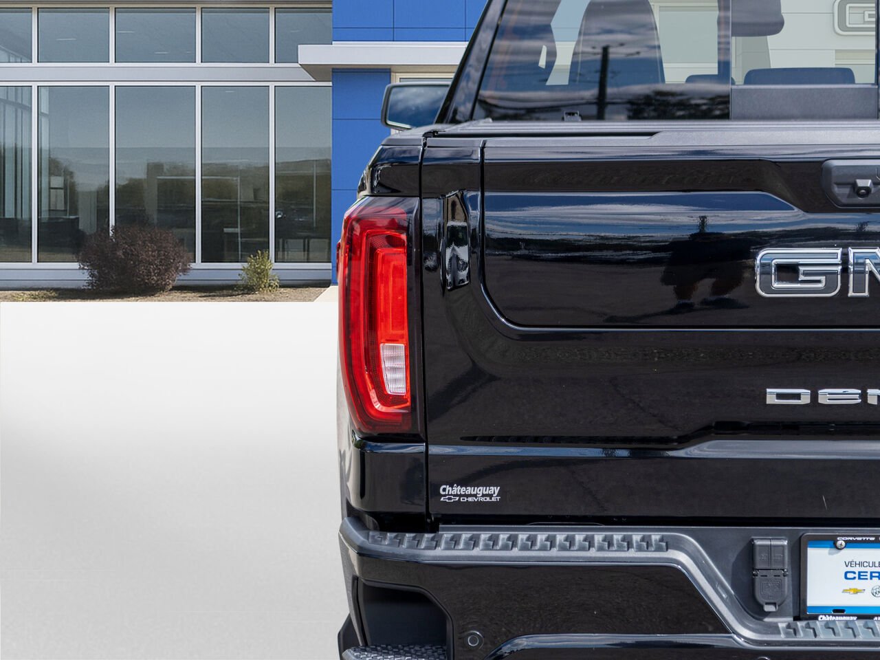 GMC Sierra 1500 Denali Ultimate cabine multiplace 4RM 2025 Noir Châteauguay - photo #38