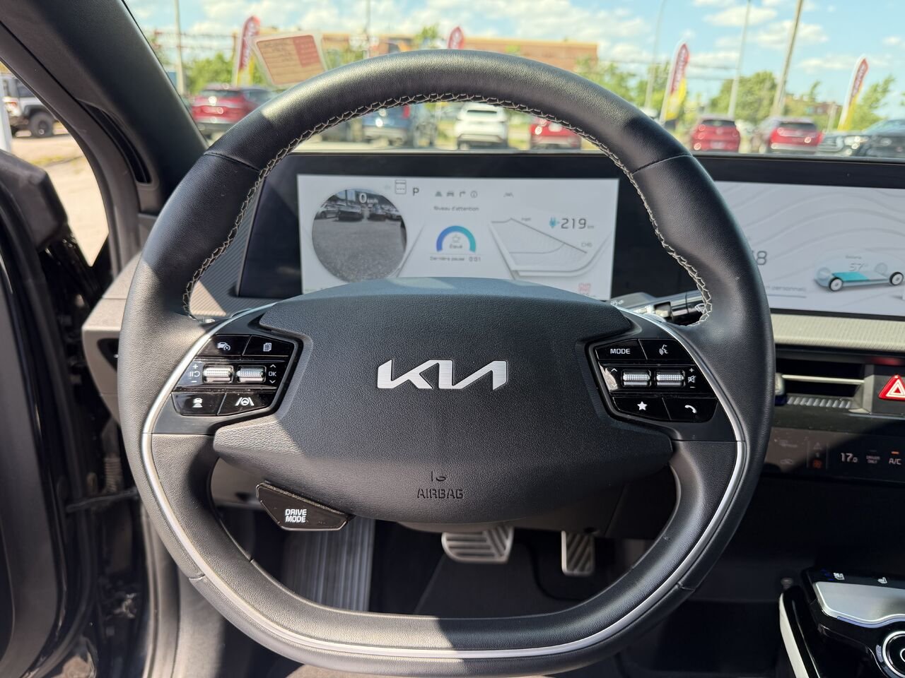 2024 KIA EV6 GT LINE Land TI avec ensemble GT-Line 1 Black Gatineau - photo #2