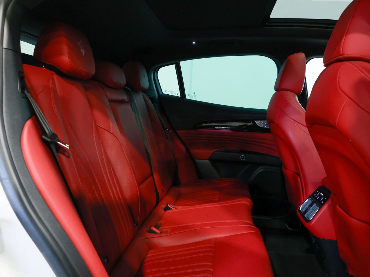 Maserati Grecale 2023 Gris Saint-Eustache - photo #8