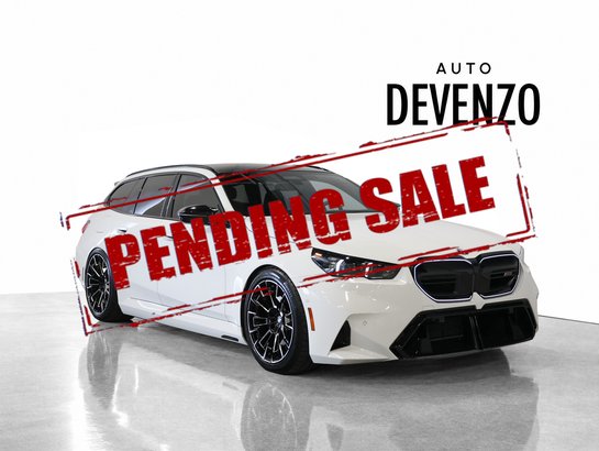 BMW M5 Toursime 2026 Blanc