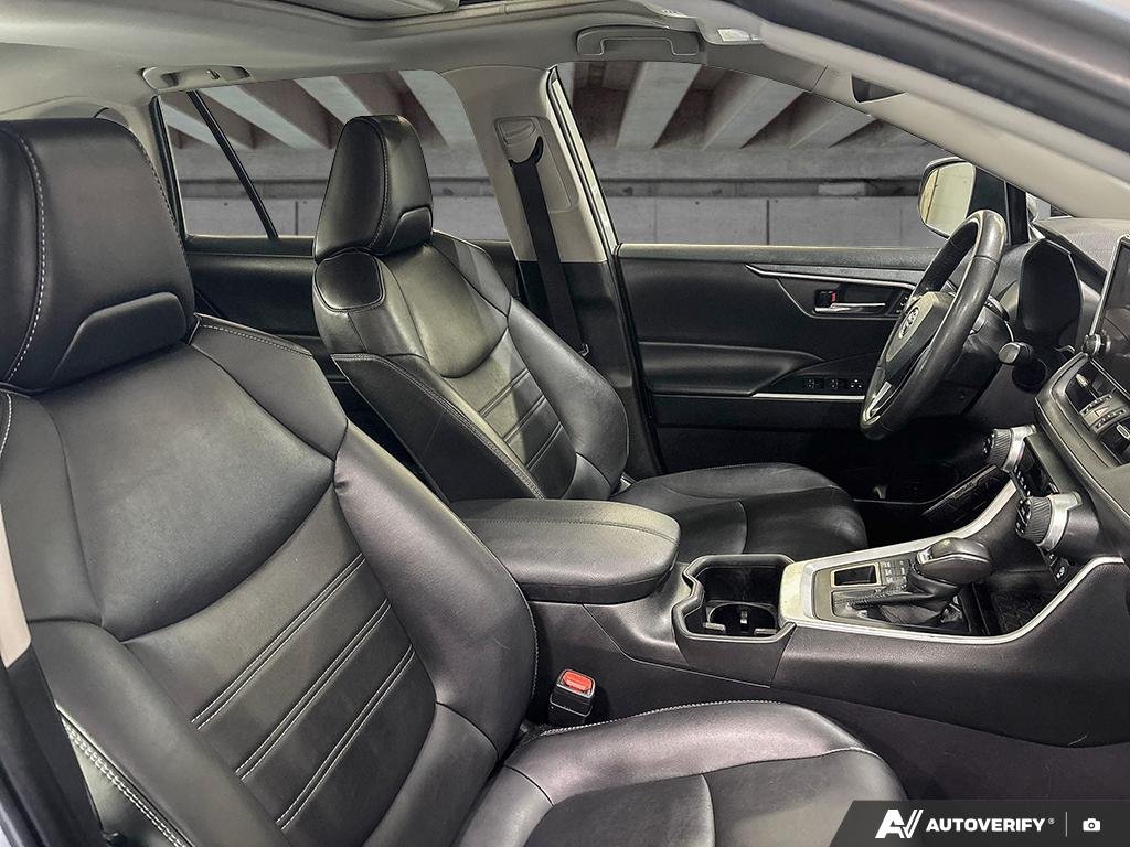 2023 Toyota RAV4 2602495A | XLE Silver Edmonton - photo #22
