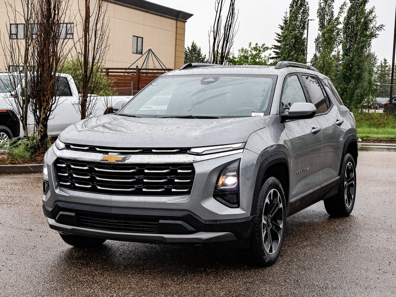 2026 Chevrolet Equinox AWD 4dr LT w/2LT Grey Sherwood Park - photo #3