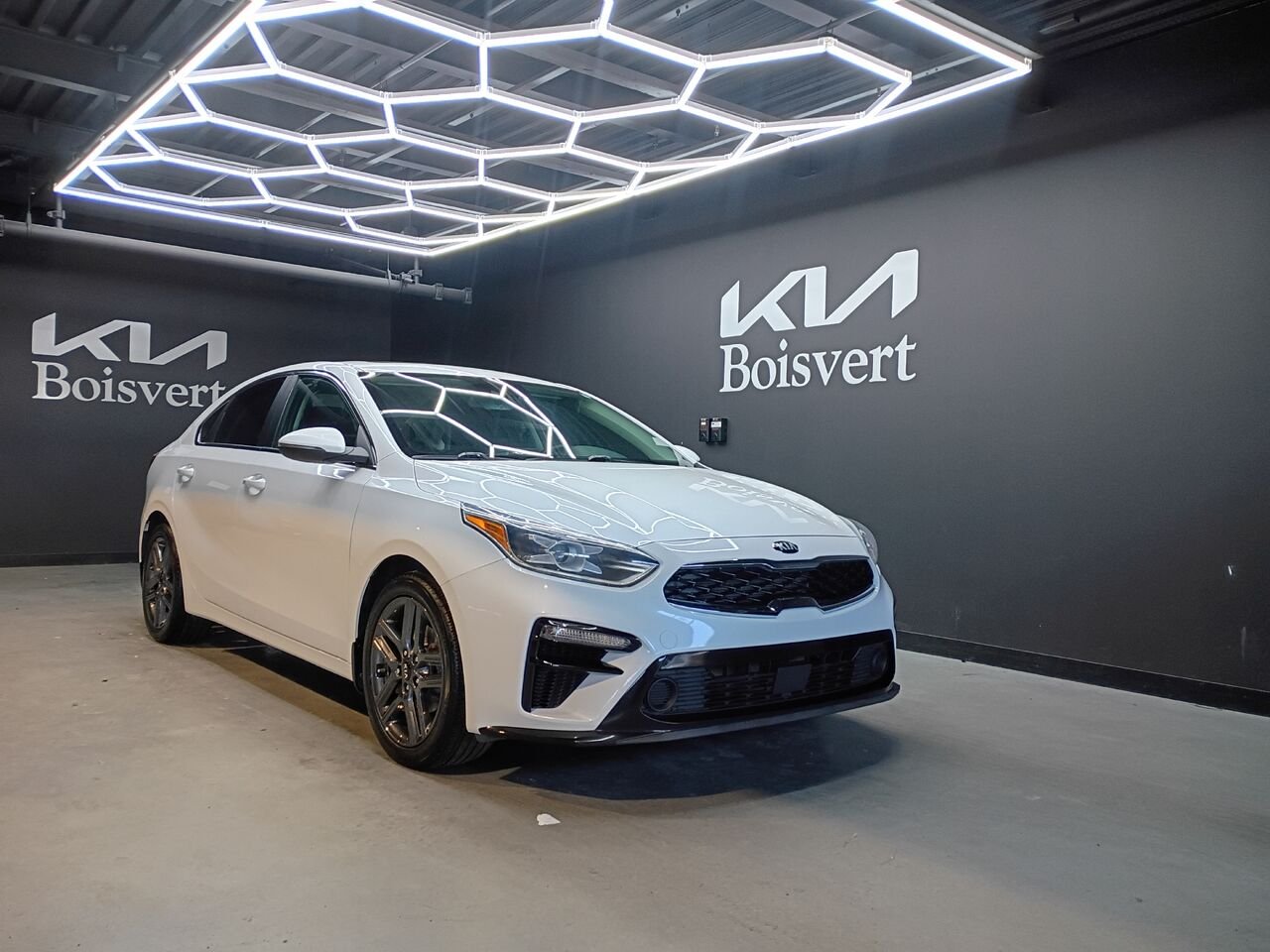2021 Kia Forte White Blainville - photo #2