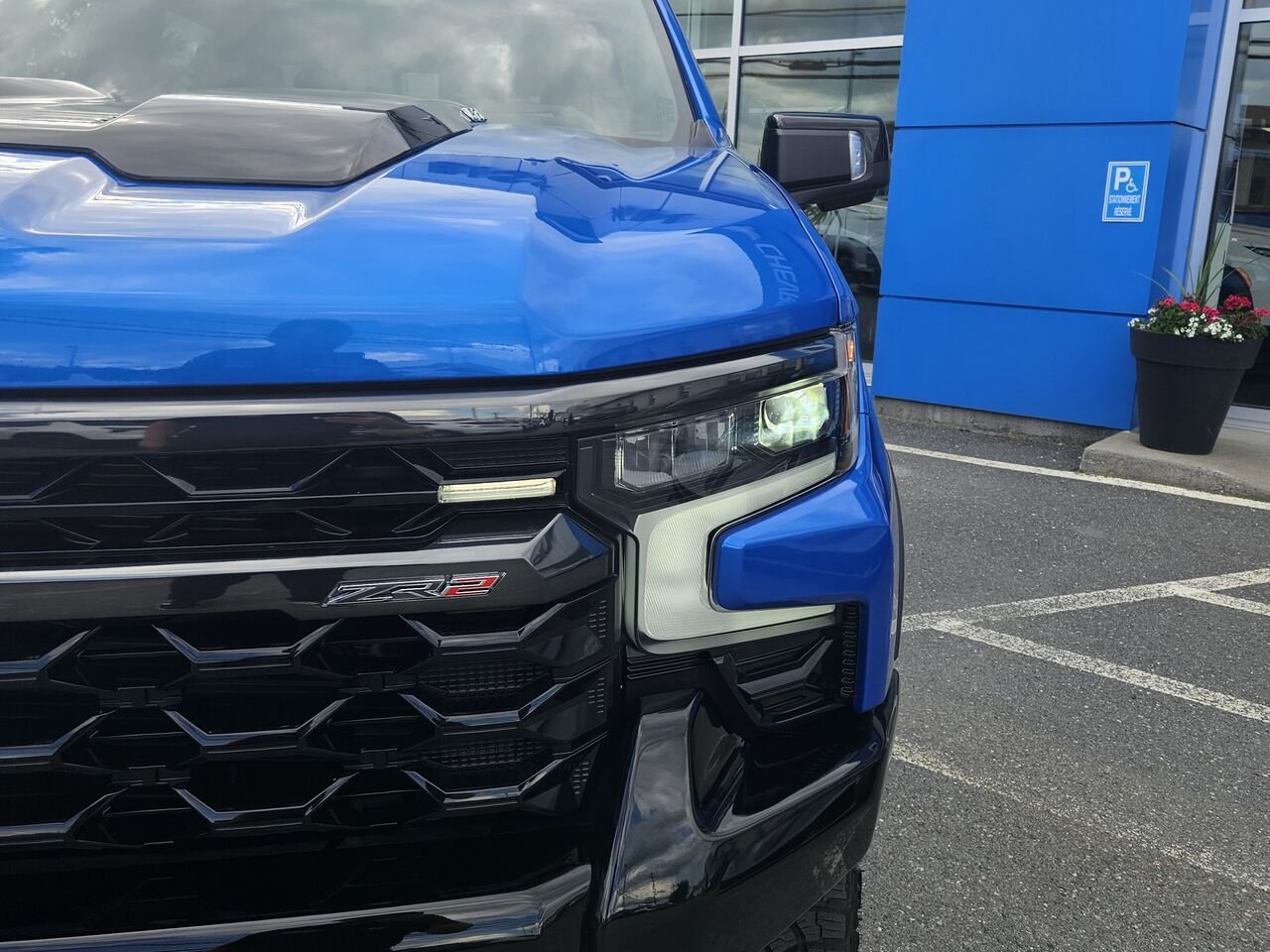 Chevrolet Silverado 1500 ZR2 cabine multiplace 4RM 147 po 2026 Bleu Thetford Mines - photo #7