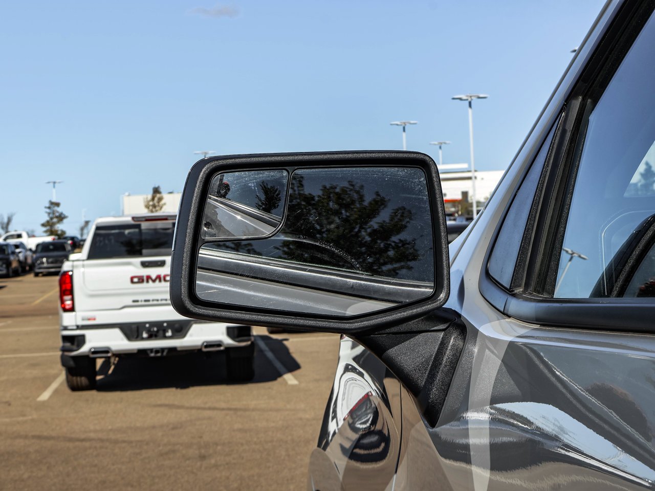 2024 Chevrolet Silverado 1500 4WD Crew Cab 147 RST Grey Sherwood Park - photo #12