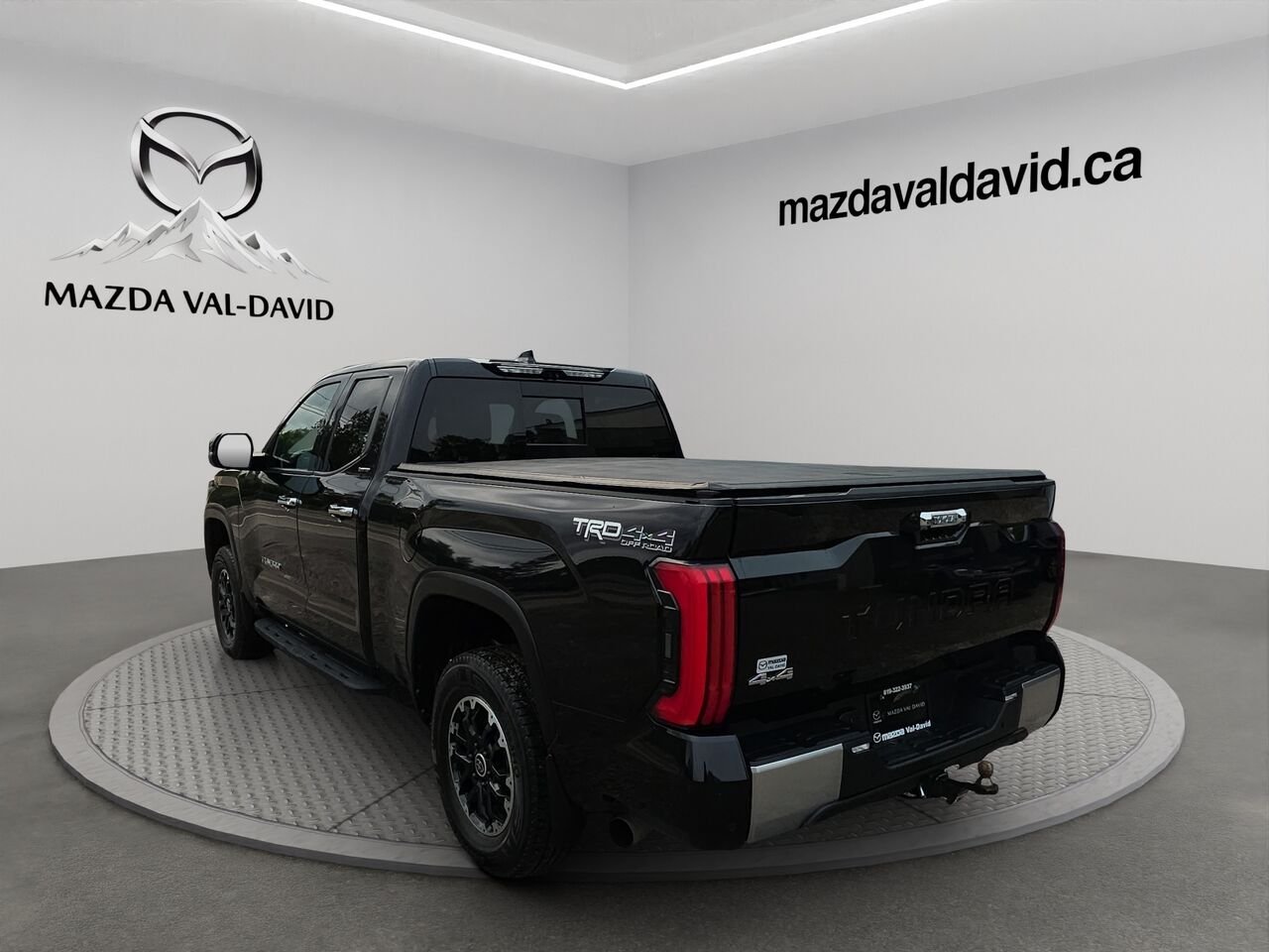 Toyota Tundra Limited Double Cab 4x4, Navigation, sièges ventilés, sièges en cuir 2022 Noir Val-David - photo #18