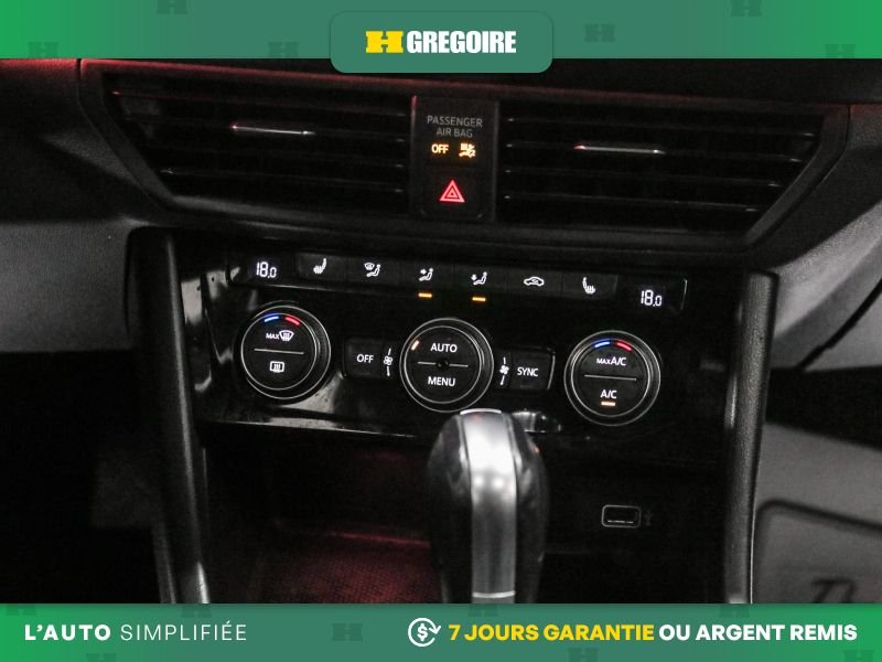 2019 Volkswagen Jetta Black Blainville - photo #23