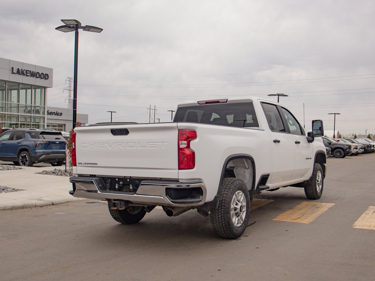 2025 Chevrolet Silverado 2500HD 4WD Crew Cab 159 Work Truck White Sherwood Park - photo #9