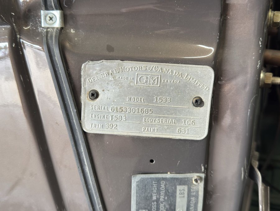 Chevrolet 153 1946 Brun