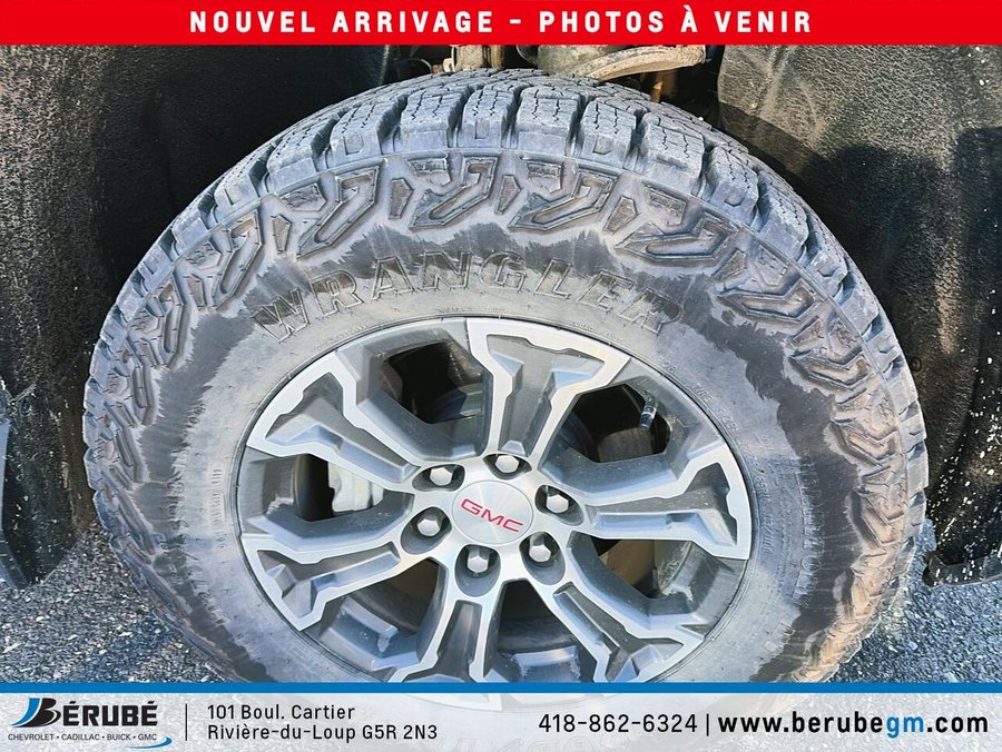 GMC 1500 4RM, CAISSE COURTE, CAB. MULTIPLAC Pro cabine multiplace 4RM 147 po 2024 Noir
