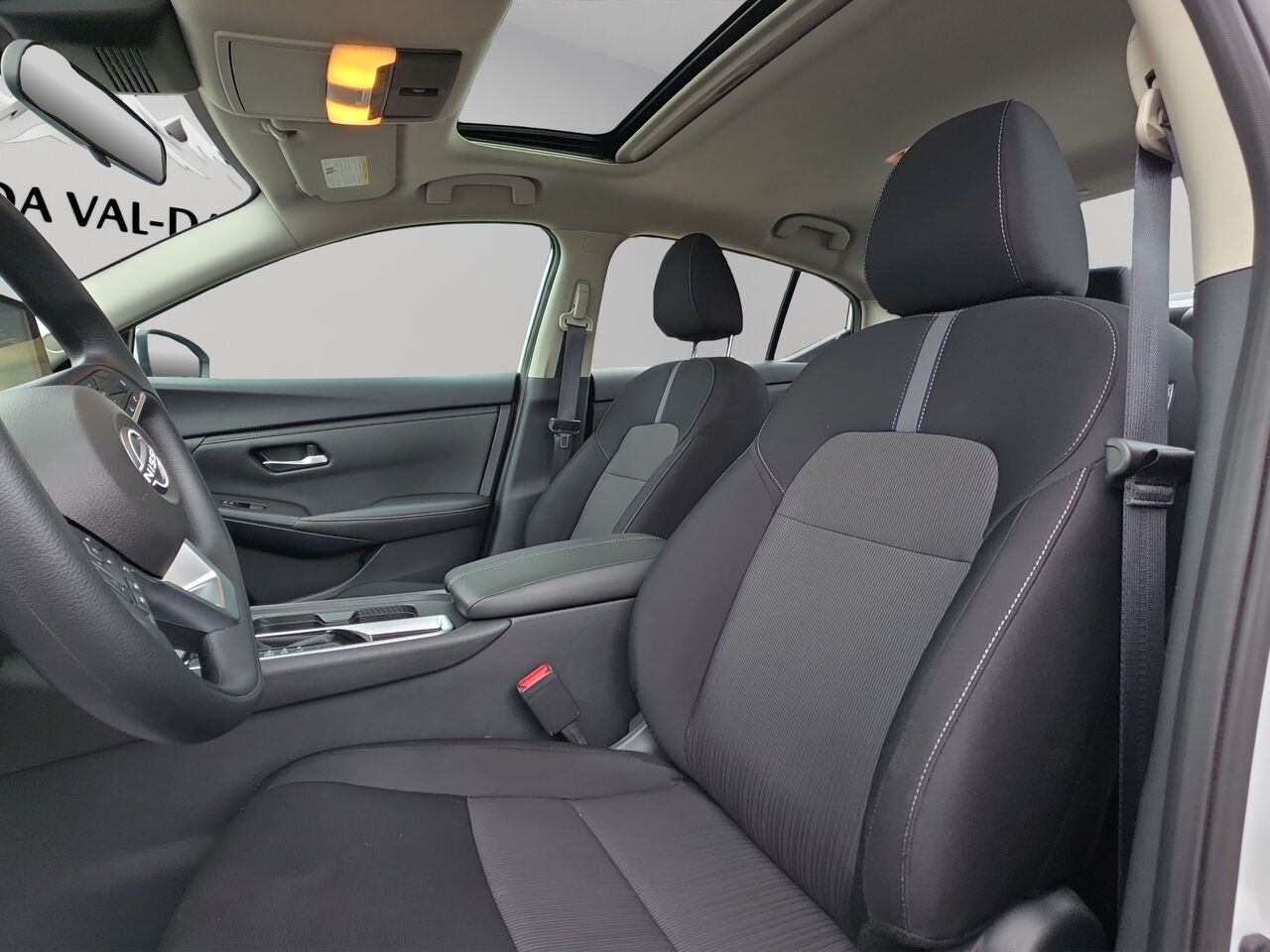2024 Nissan Sentra SV CVT, toit ouvrant, écran tactile, sièges chauffants White Val-David - photo #6