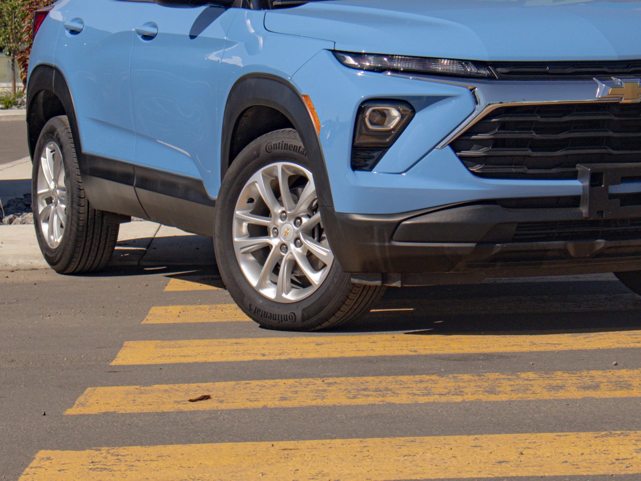 2024 Chevrolet Trailblazer AWD 4dr LS Blue Sherwood Park - photo #5