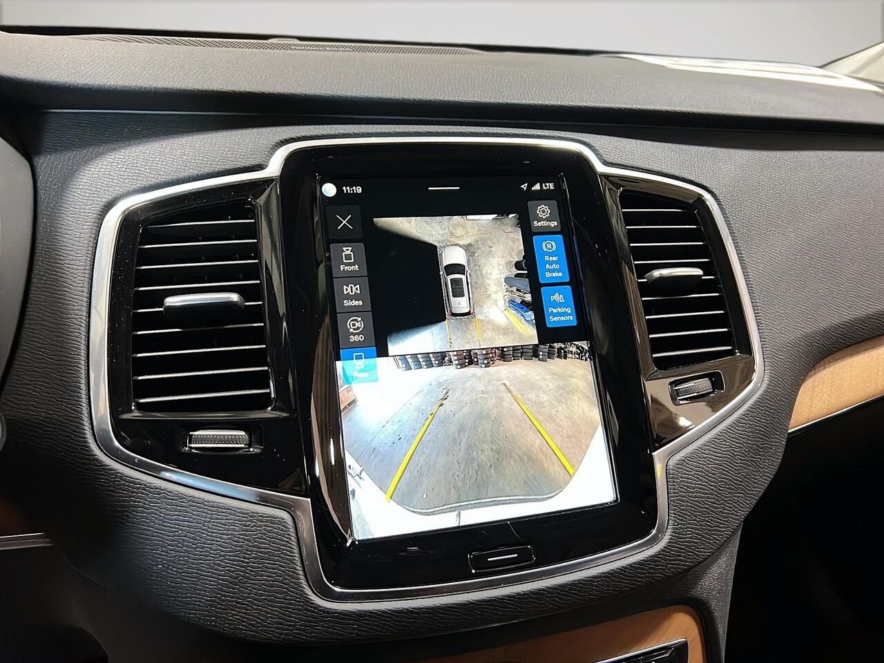 2024 Volvo XC90 Recharge PLUS BRIGHT THEME White Québec - photo #16