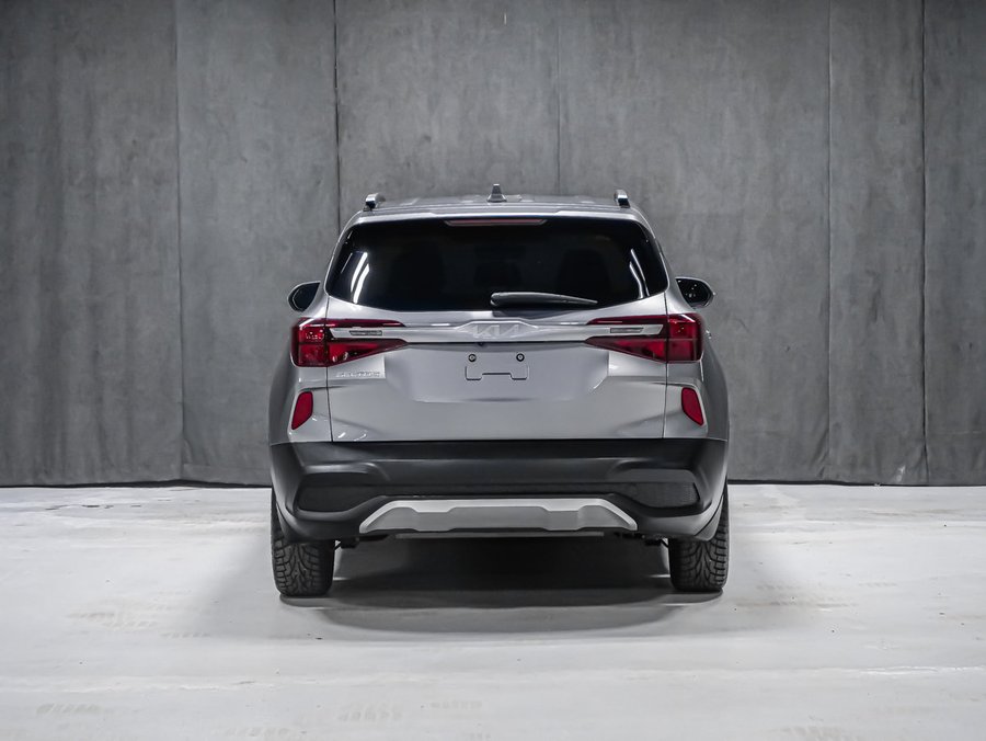 2022 Kia Seltos LX Black