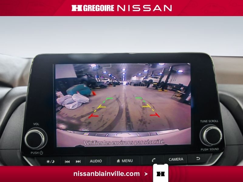 Nissan Rogue 2023 Blanc Blainville - photo #17