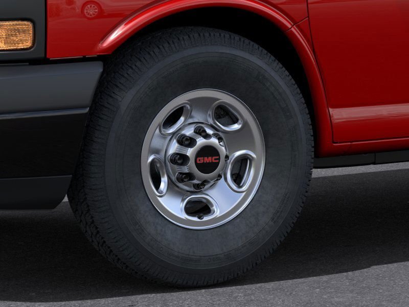 2024 GMC Savana Cargo Van Cardinal Red Saint-Eustache - photo #8