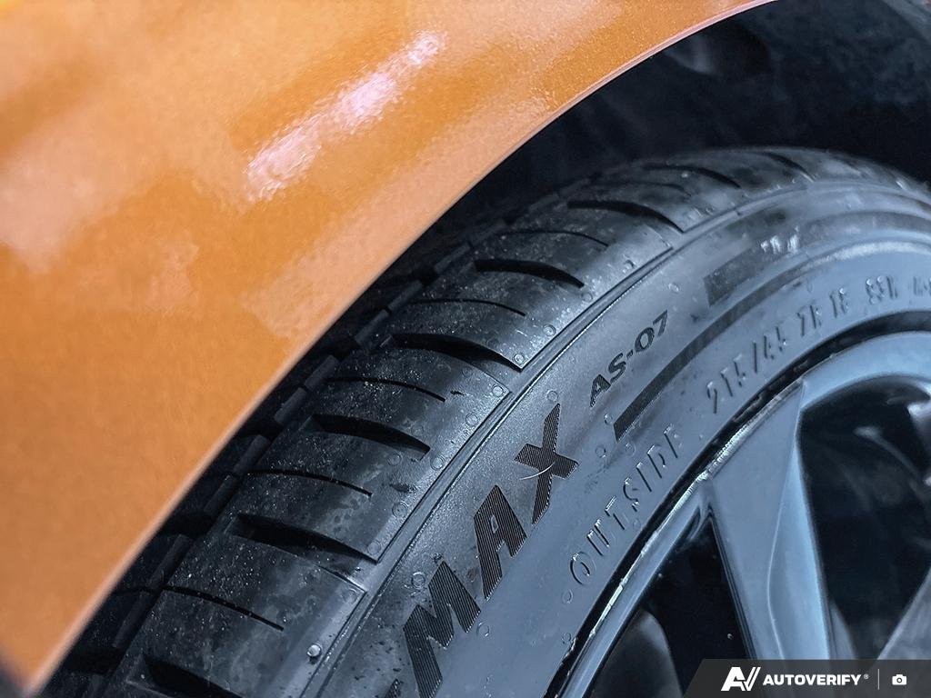 2023 Nissan Sentra 2601202A | SR CVT Orange Edmonton - photo #6