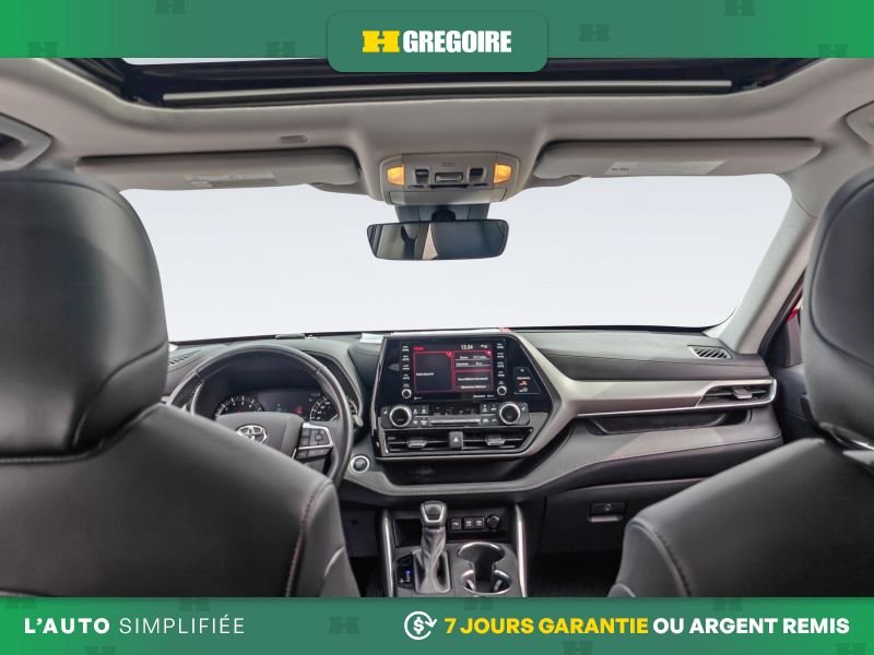 2020 Toyota Highlander Red Blainville - photo #22