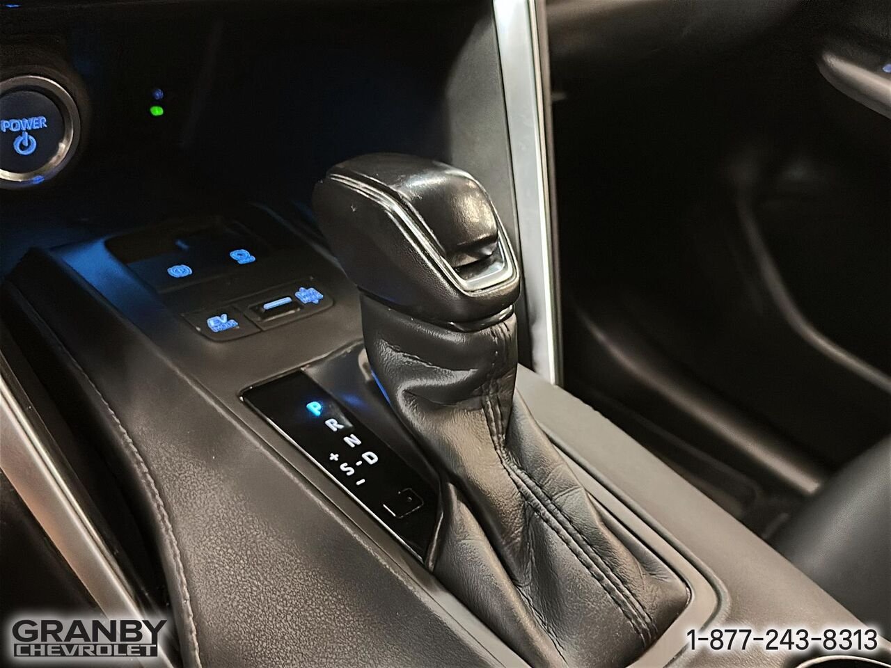 Toyota Venza LE TI | 26-0871A 2021 Bleu Granby - photo #18