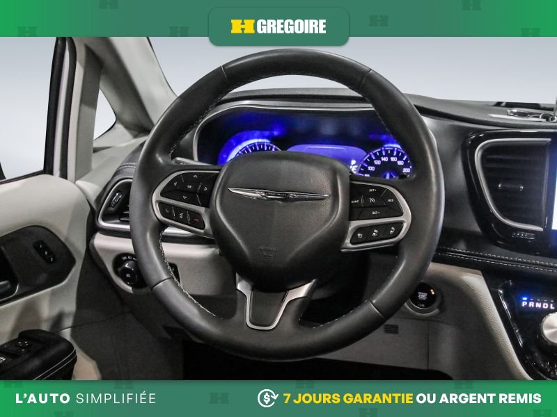 2023 Chrysler Pacifica White Saint-Eustache - photo #19