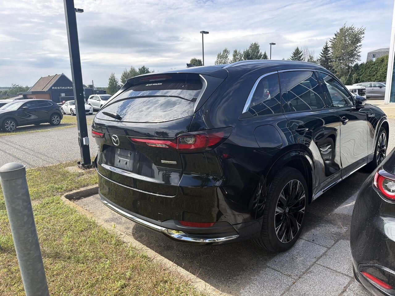 2026 Mazda CX-90 PHEV Machine Grey Metallic Ste-Marie - photo #3
