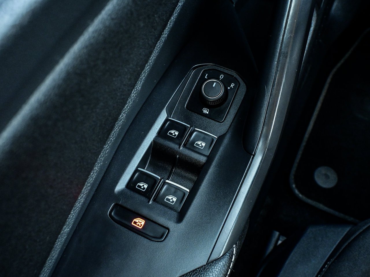 2025 Volkswagen Jetta Trendline Auto Black Sherwood Park - photo #17