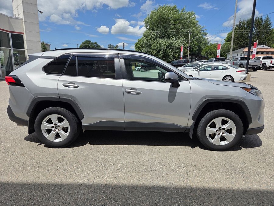 2021 Toyota RAV4 2021 Grey