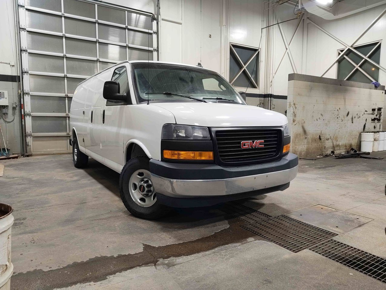 2021 GMC Savana Cargo Van RWD 2500 155 White Sherwood Park - photo #1