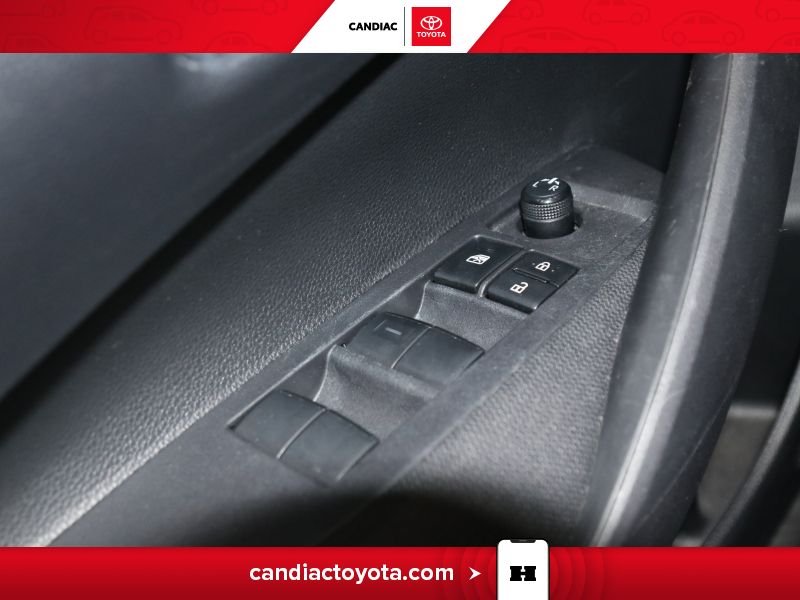 2025 Toyota Corolla White Laval - photo #17
