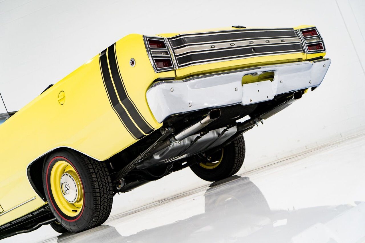 Dodge Dart *PRIX EN USD* GTS Conv Matching #s 340 cu in With Original Built Sheet 1968 Jaune Montréal - photo #102