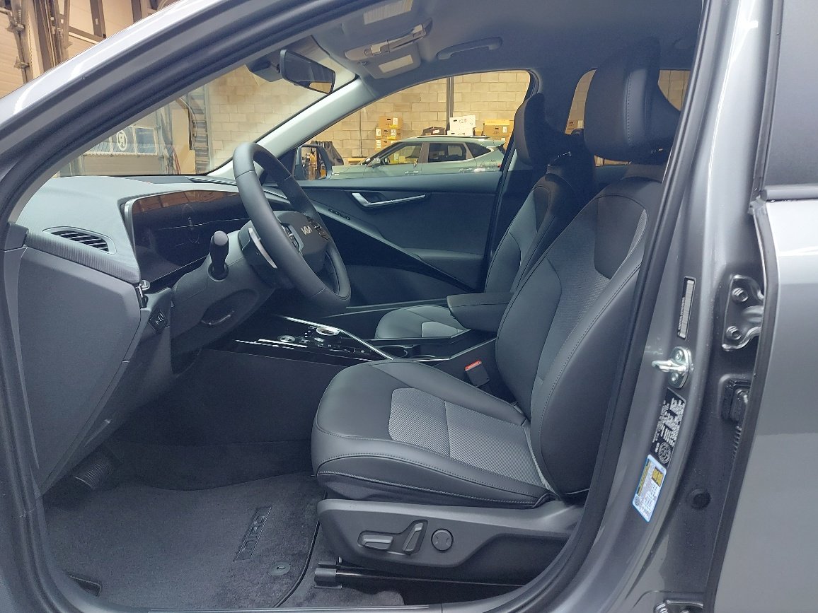 2026 Kia Niro EV Steel Grey Blainville - photo #12