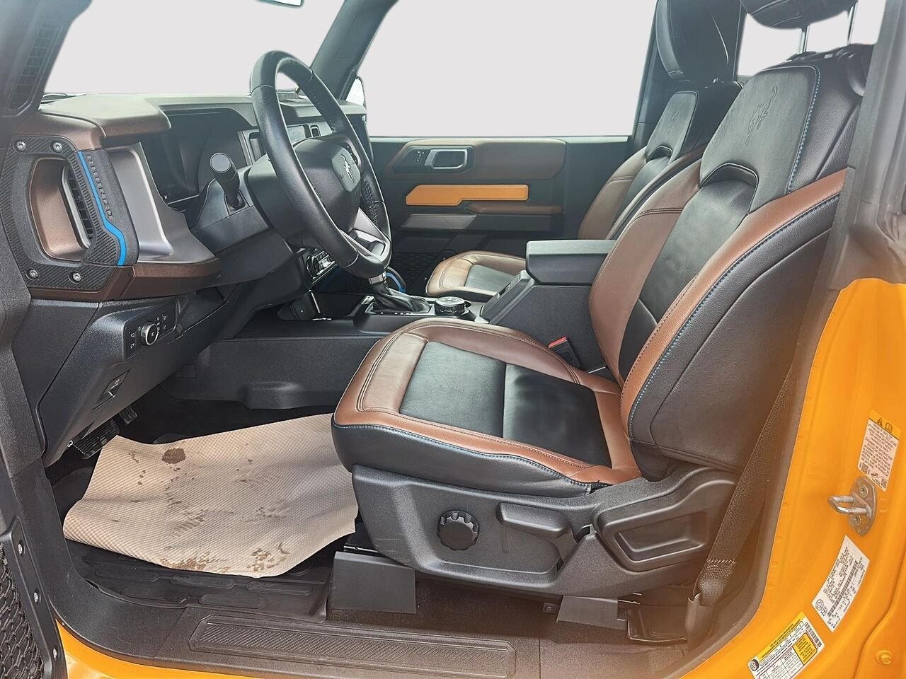 2022 Ford Bronco Orange Rouyn-Noranda - photo #6