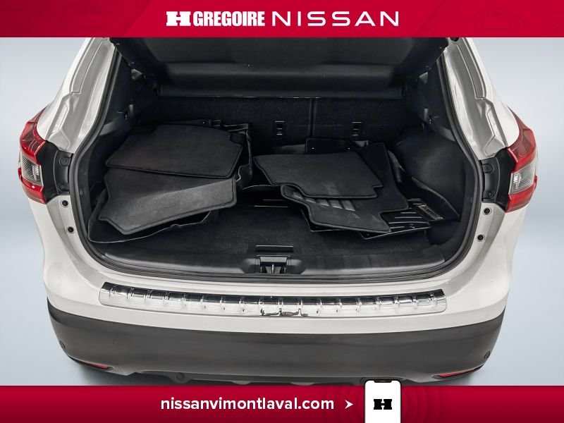 2022 Nissan Qashqai White Laval - photo #15
