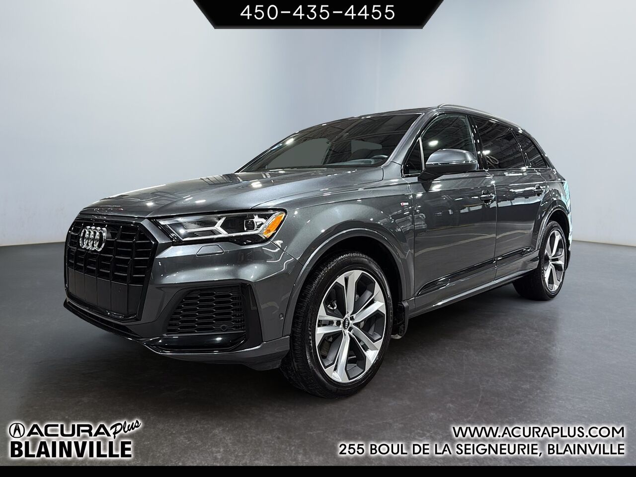 Gray 2020 Audi Q7 SUV / Crossover  Automatic