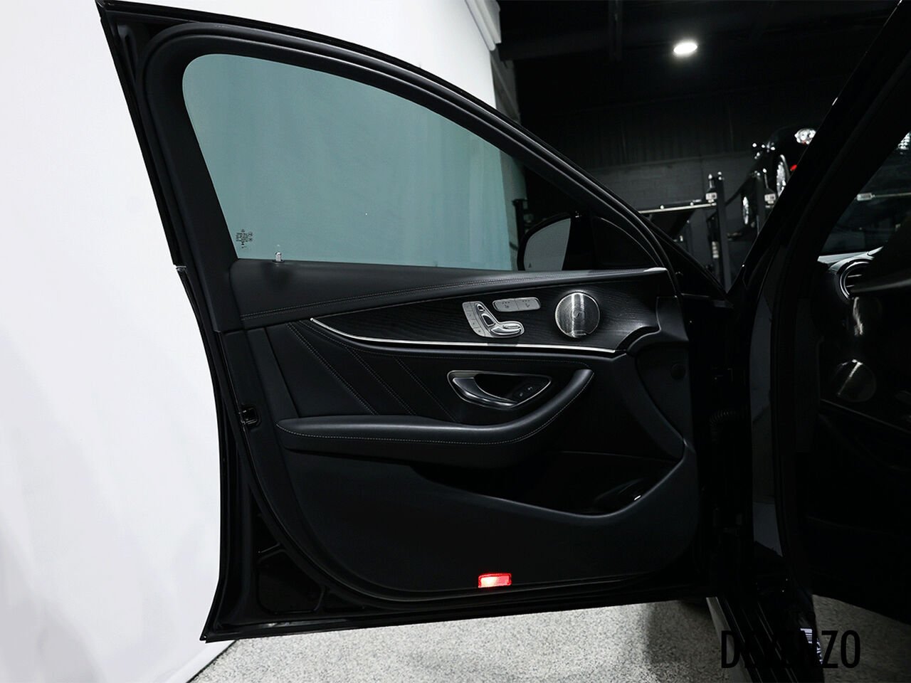 Mercedes-Benz Classe-E 2023 Noir Saint-Eustache - photo #13
