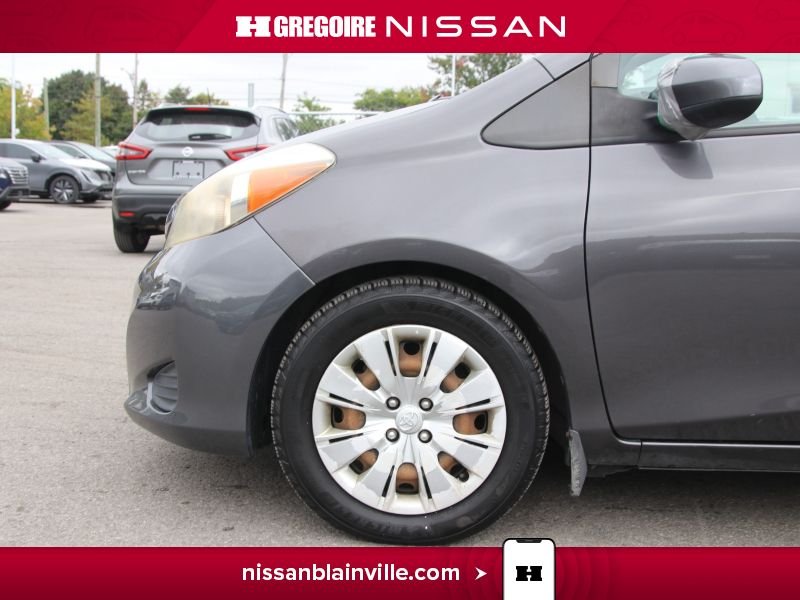 2014 Toyota Yaris Grey Saint-Eustache - photo #22