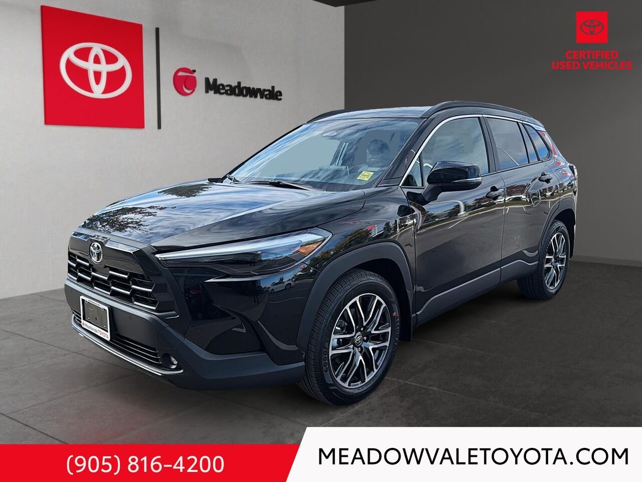 2026 Toyota Corolla Cross Top of the line Corolla Cross. Low Km's and comes with dash camera and cargo liner Black Mississauga - photo #0