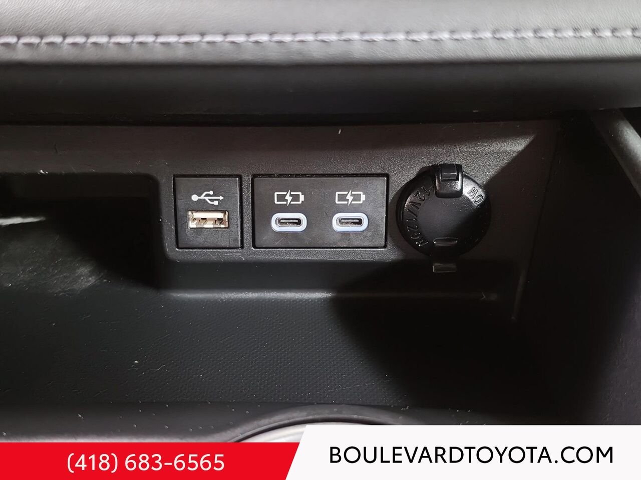 Toyota Highlander 550001-6 | LE, HYBRIDE, AWD 2023 Noir Québec - photo #12