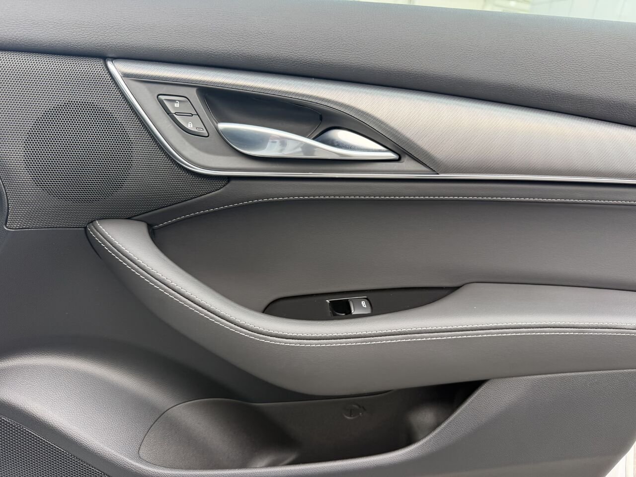 2020 Cadillac CT5 PREMIUM LUXURY AWD White Laval - photo #21