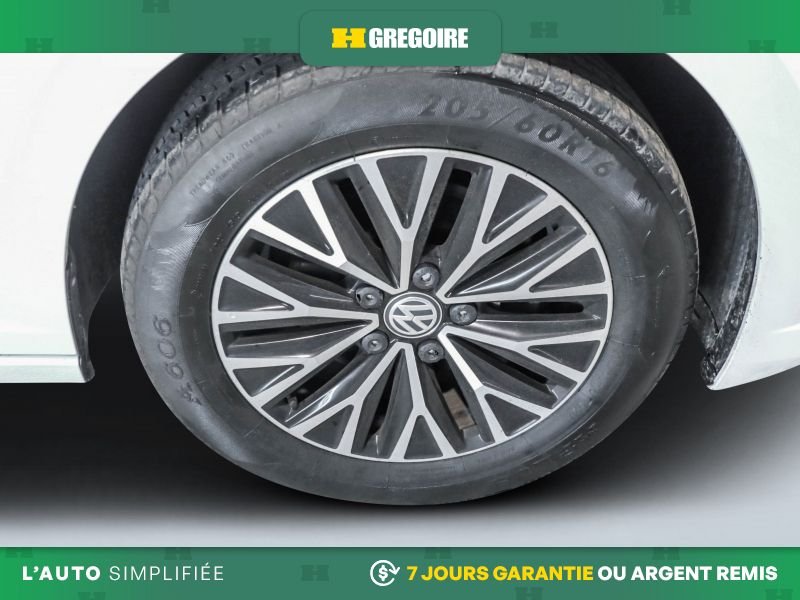 Volkswagen Jetta 820760 | Highline AUTO AC CUIR TOIT MAGS CAM RECULE 2019 Blanc Laval - photo #26