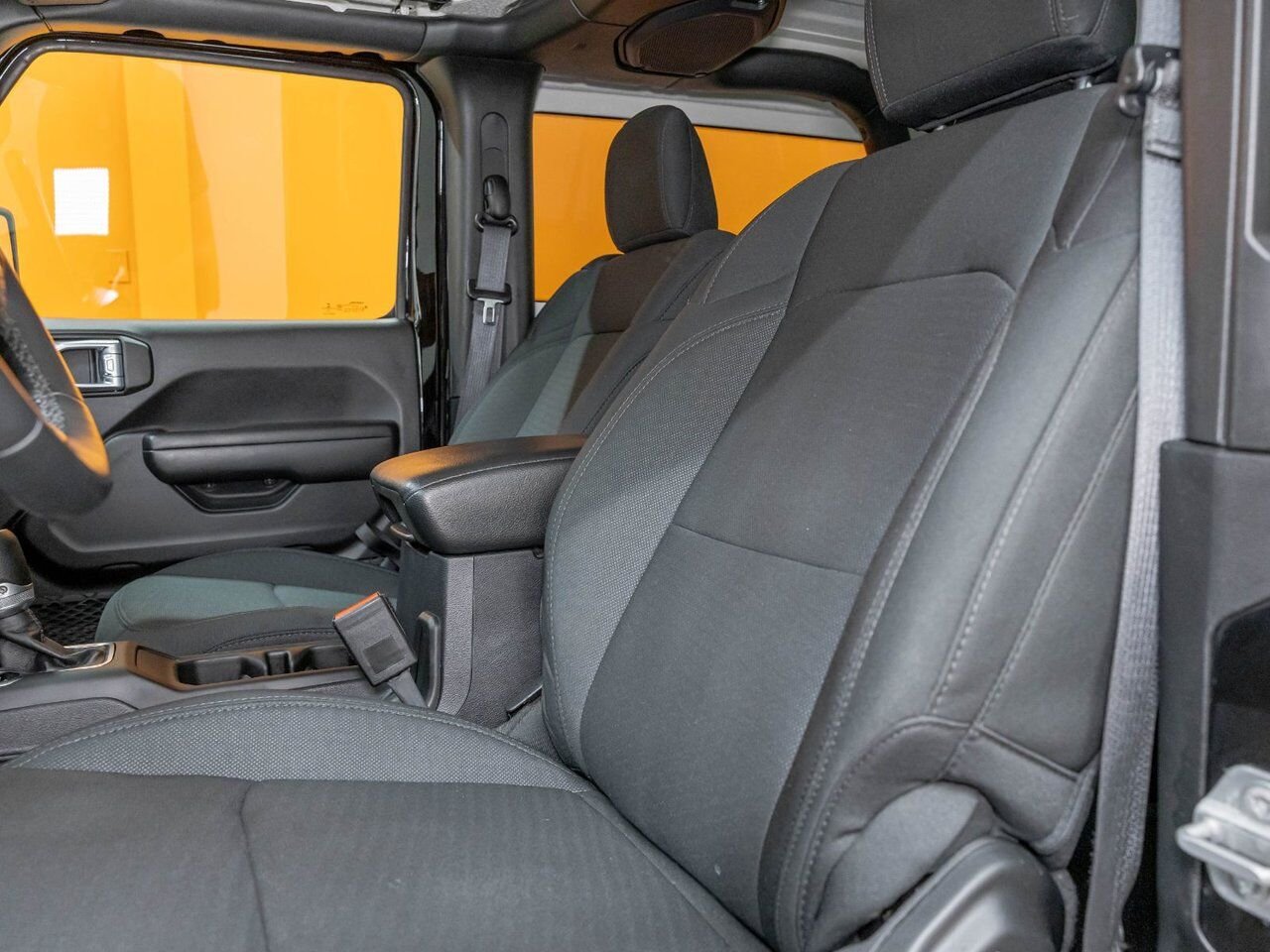 2021 Jeep Wrangler SPORT S 4X4 V6 *NAV* SIÈGES CHAUFF CARPLAY ALPINE Black Saint-Jérôme - photo #9