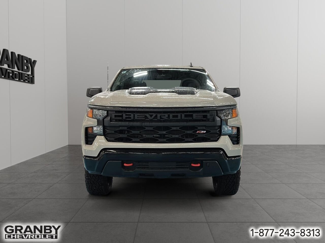 2026 CHEVROLET Silverado 1500 K1500 SILVERADO CREW CAB CUSTOM TRAIL BOSS STD/BOX (2CX) | B26-0995 WHITE SANDS Granby - photo #1