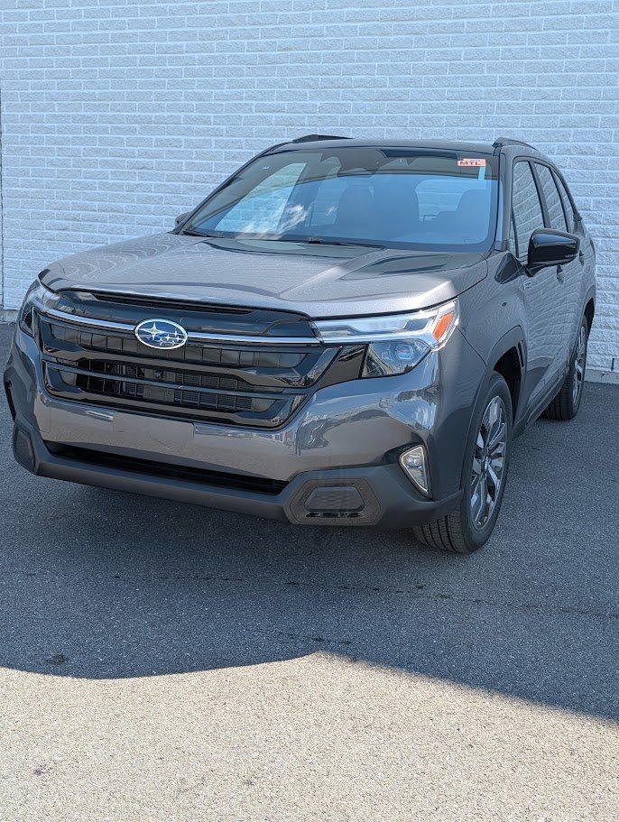 SUBARU Forester PREMIER HYBRIDE 2026 Gris magnétite métallisé Saint-Hyacinthe - photo #0