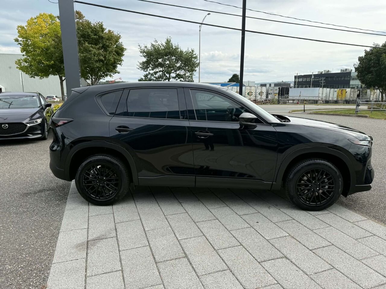 MAZDA CX-5 2026 Noir de jais mica Ste-Marie - photo #3