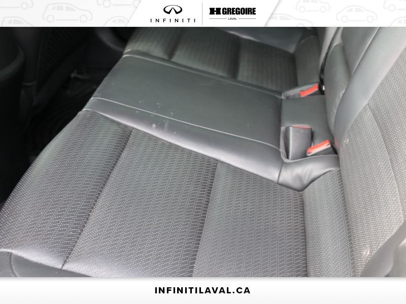 Hyundai Elantra IT2511 | Luxury CUIR TOIT MAGS 2020 Laval - photo #21