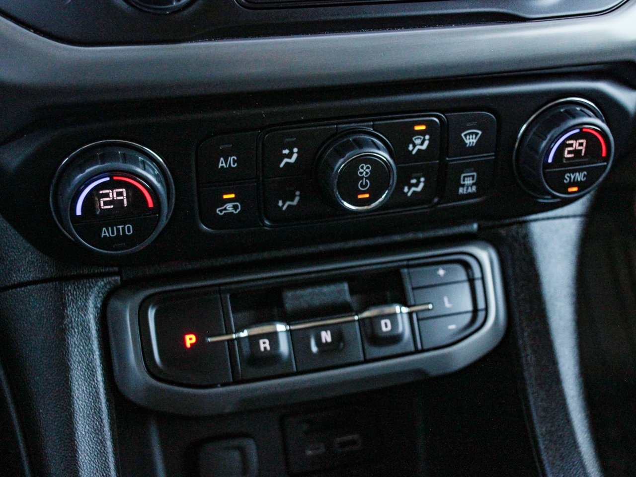 2023 GMC Acadia AWD 4dr AT4 Black Sherwood Park - photo #26