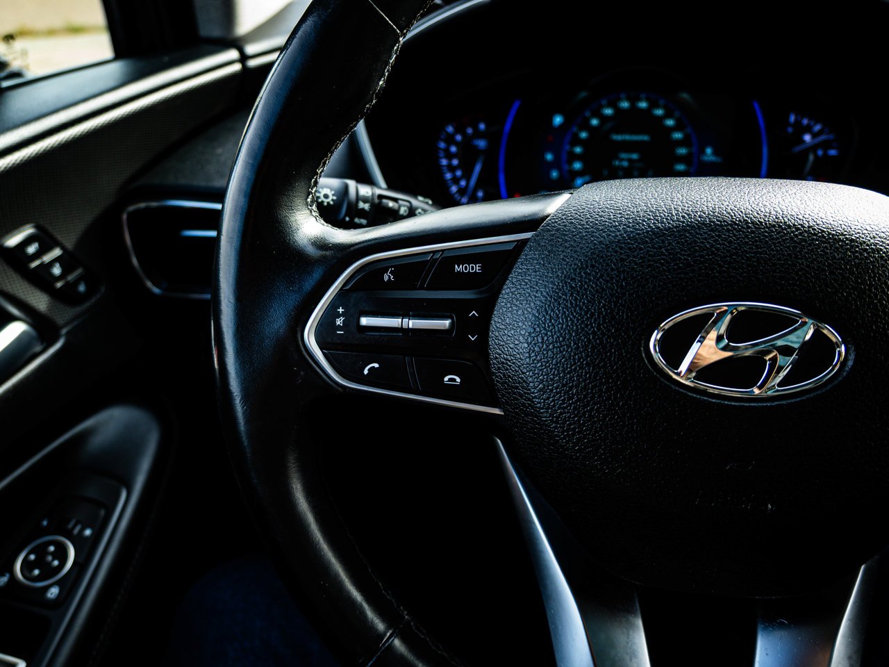 2020 Hyundai Santa Fe 2.0T Luxury AWD Green Sherwood Park - photo #23