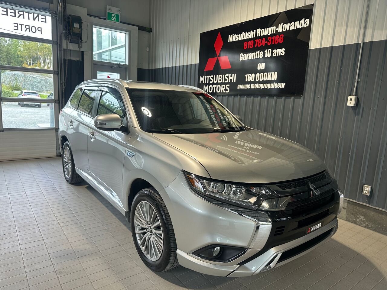 Mitsubishi Outlander PHEV LE S-AWC 2022 Argent Rouyn-Noranda - photo #6